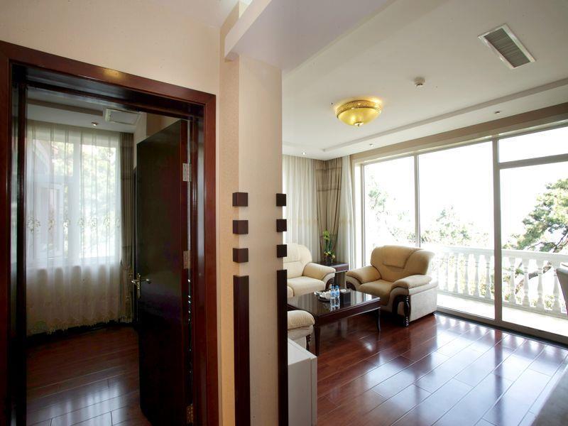 Qingdao Badaguan Jinxiuyuan Hotel Exterior photo