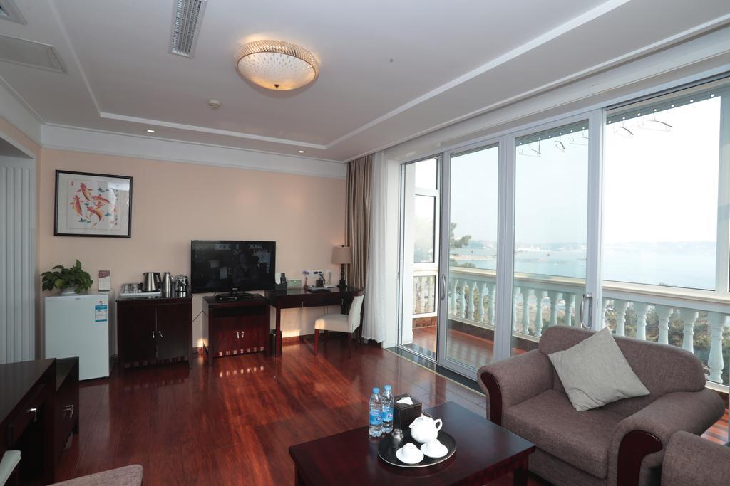 Qingdao Badaguan Jinxiuyuan Hotel Exterior photo